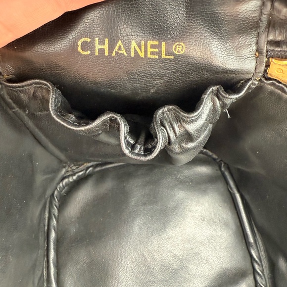 CHANEL Black Cosmetic Case with Gold Zipper - Picture 12 of 12